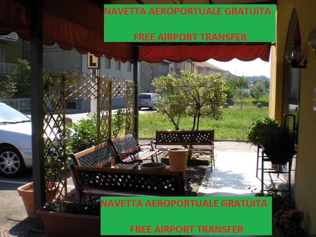 Aer Hotel Malpensa Oleggio Kültér fotó