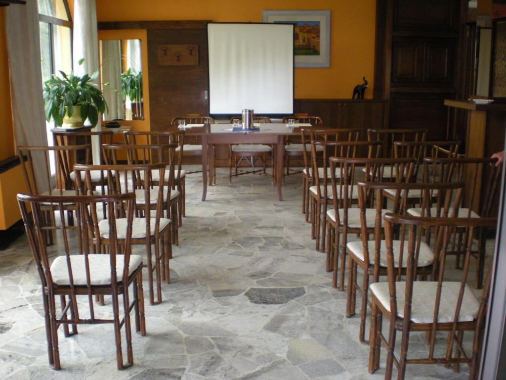 Aer Hotel Malpensa Oleggio Kültér fotó