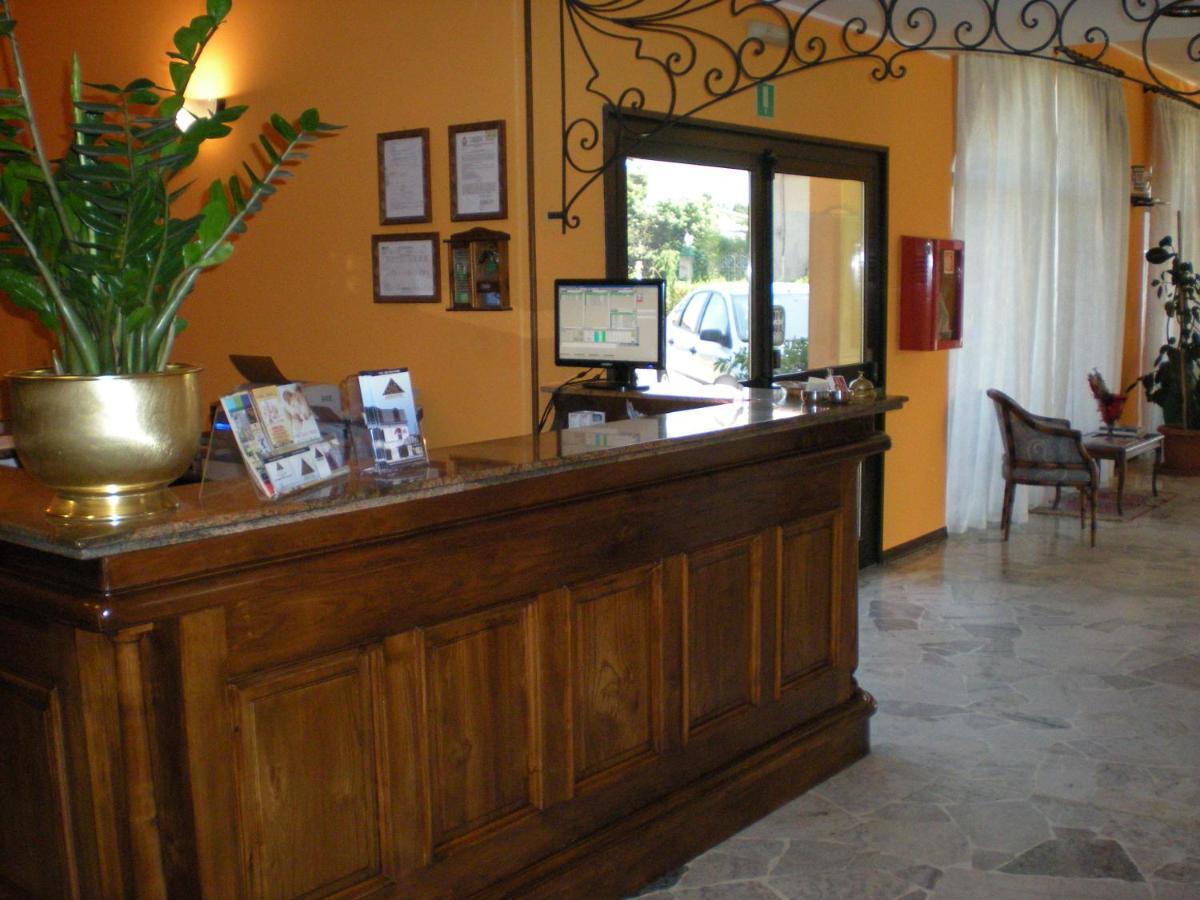 Aer Hotel Malpensa Oleggio Kültér fotó